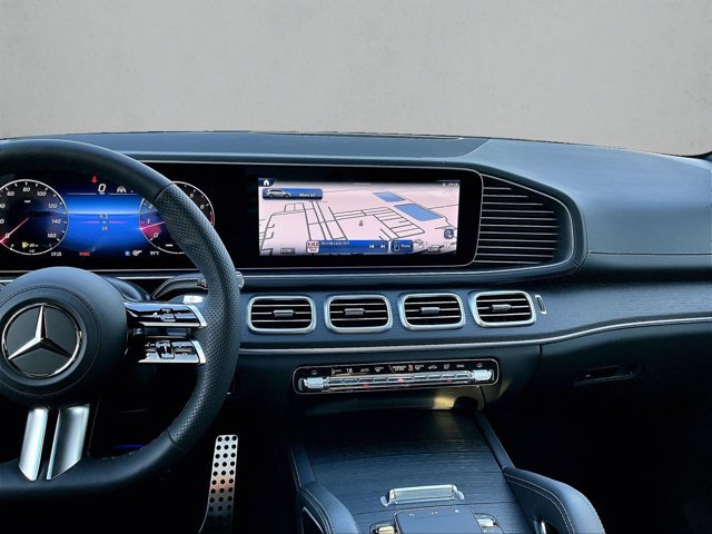 New 2026 Mercedes-Benz GLS 450 4MATIC image 9