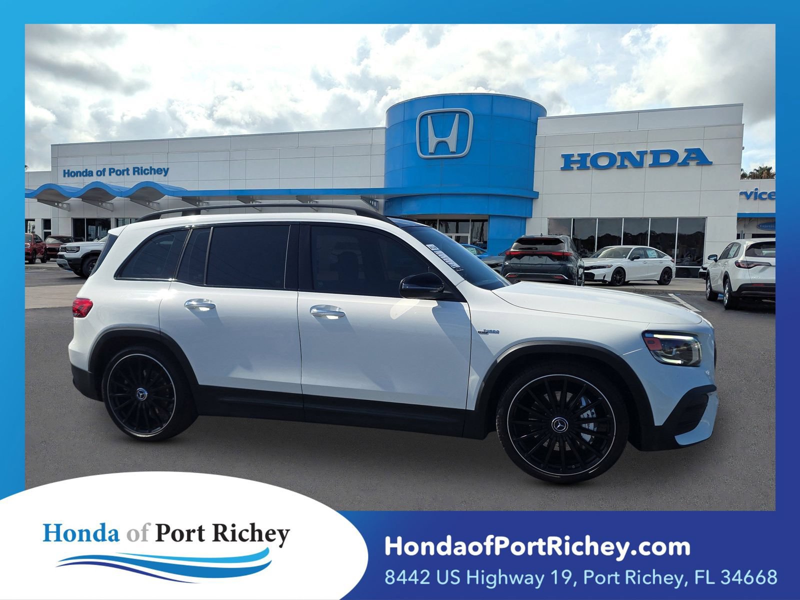 Used 2021 Mercedes-Benz GLB 35 AMG 4MATIC image 1