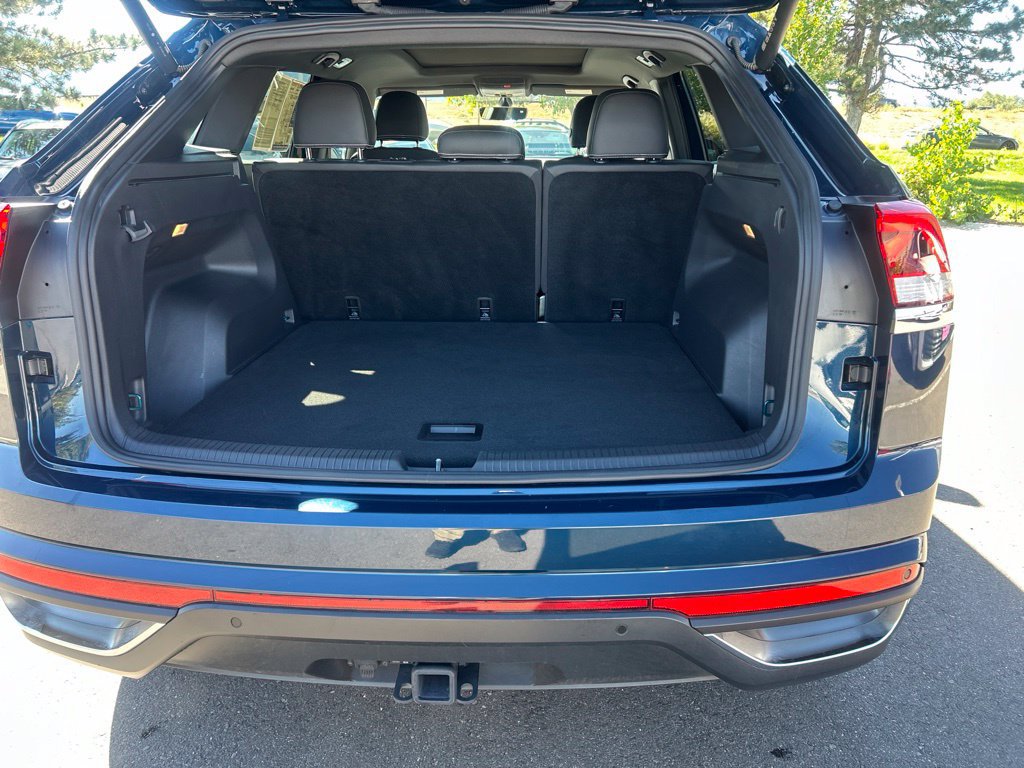 Used 2023 Volkswagen Atlas Cross Sport SE w/ Panoramic Sunroof Package AWD/4WD image 18