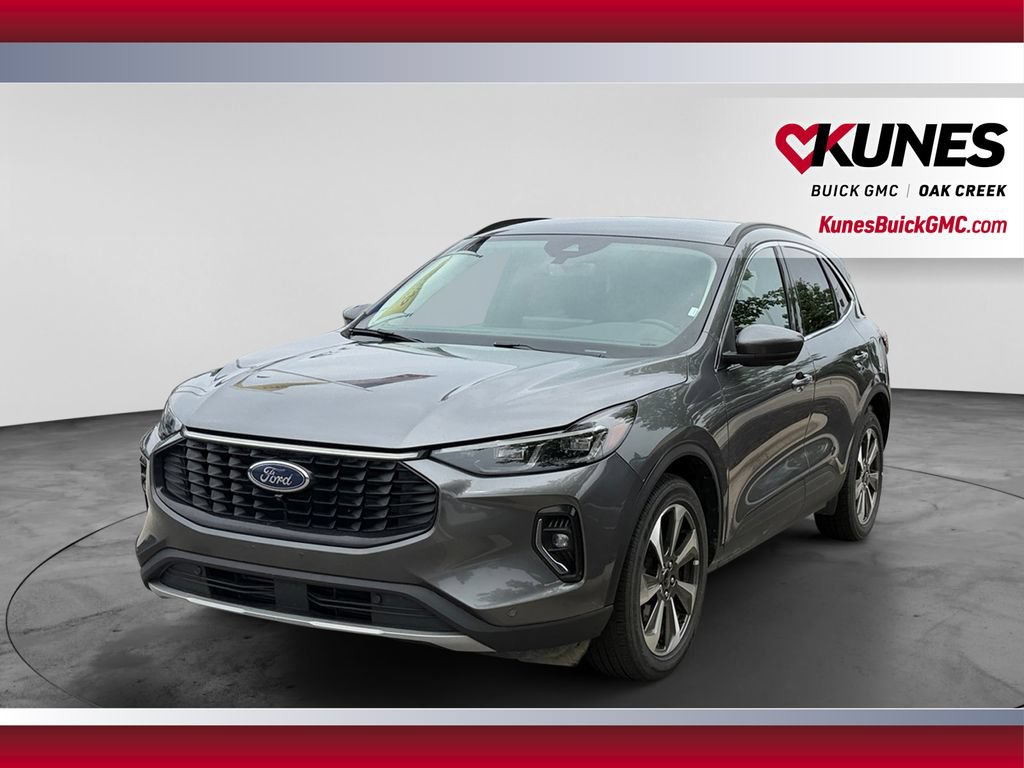 Used 2023 Ford Escape Platinum AWD/4WD image 5