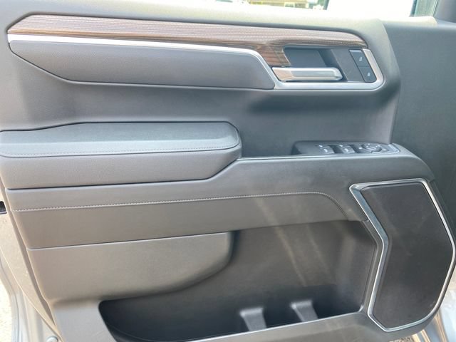 Certified 2025 Chevrolet Silverado 1500 LT AWD/4WD image 17