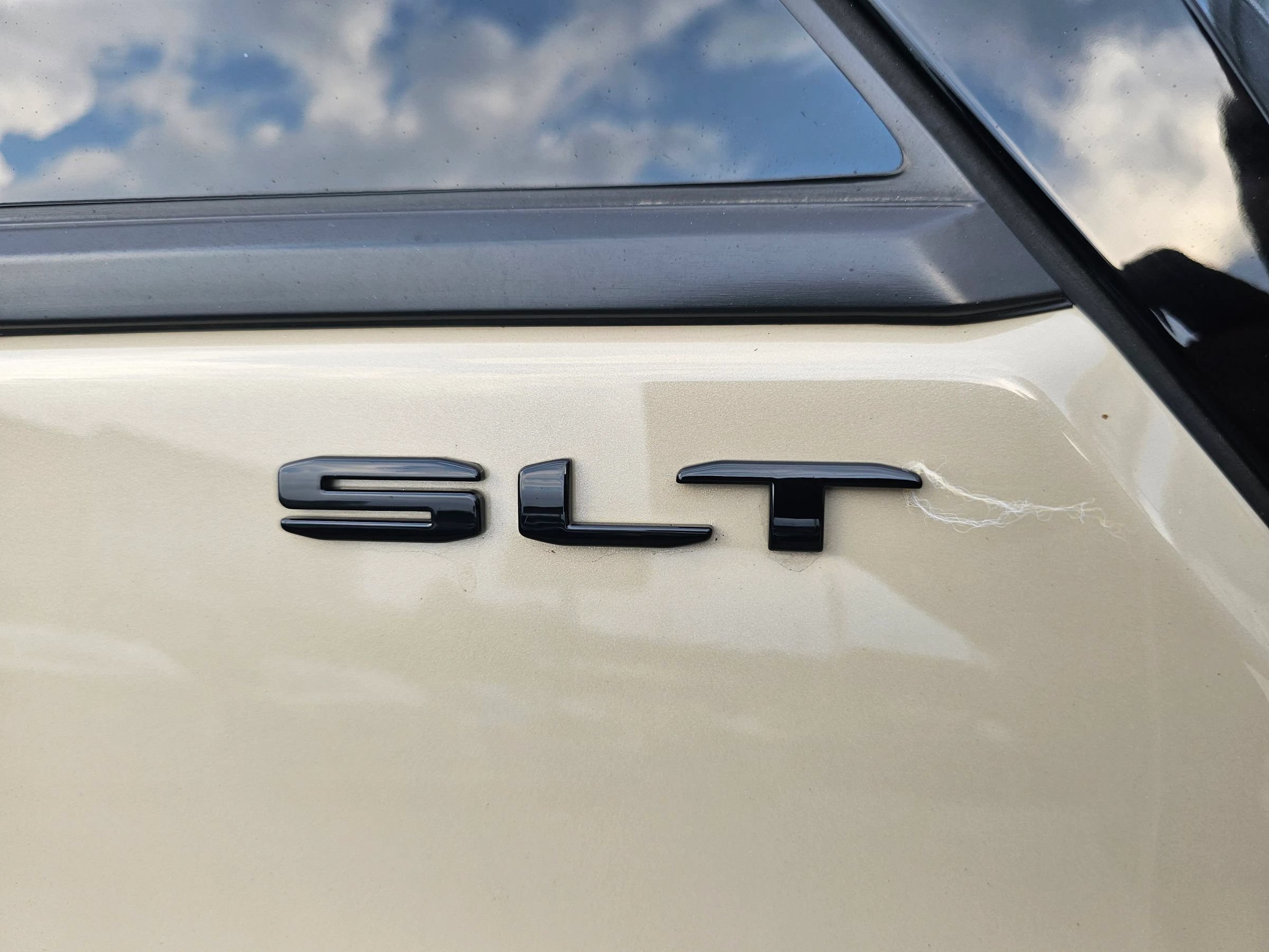 Used 2023 GMC Terrain SLT w/ Elevation Edition FWD image 37