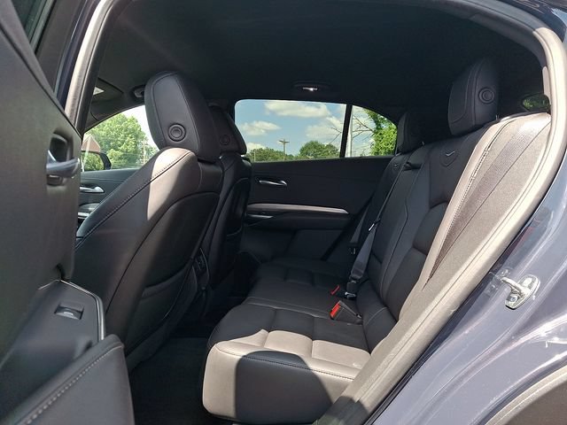 Used 2025 Cadillac XT4 Premium Luxury FWD image 10