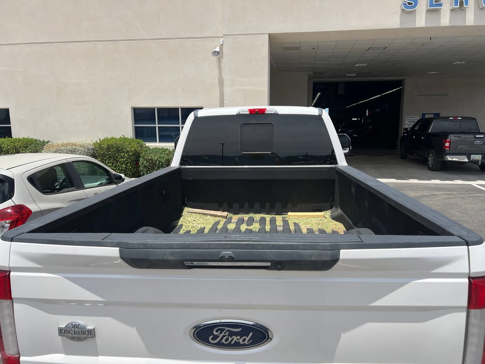 Used 2019 Ford F350 King Ranch w/ King Ranch Ultimate Package AWD/4WD image 16