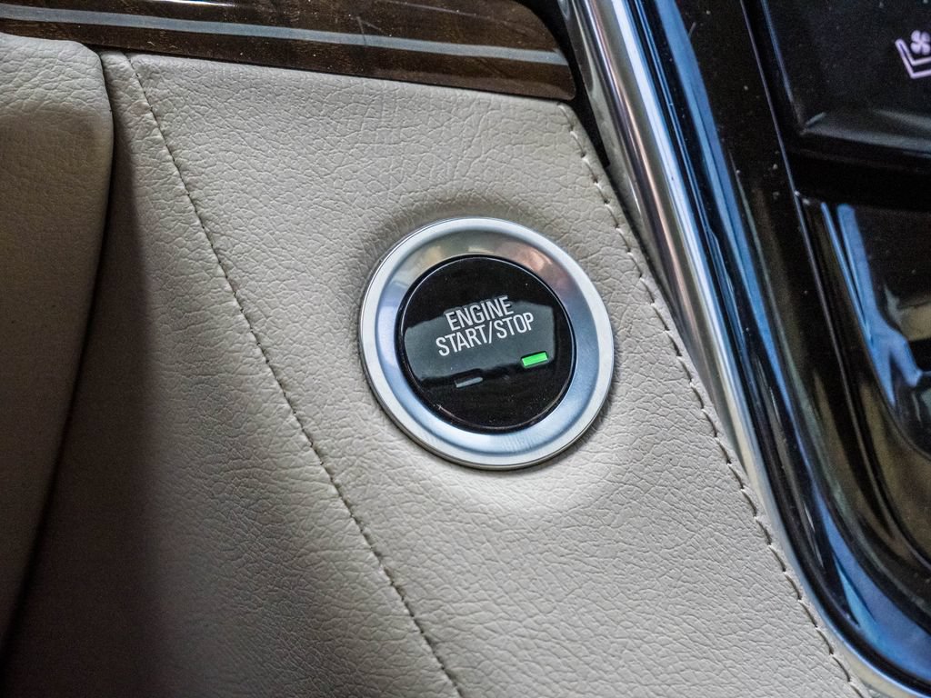 Used 2018 Cadillac Escalade Luxury RWD image 35