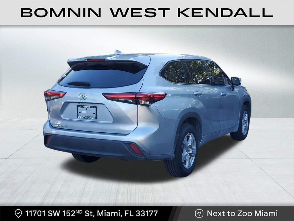 Used 2020 Toyota Highlander L image 7