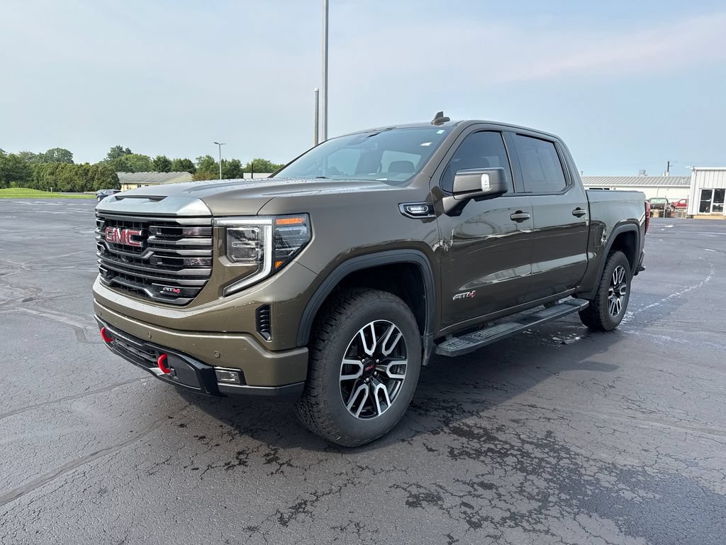 Used 2024 GMC Sierra 1500 AT4 AWD/4WD image 4