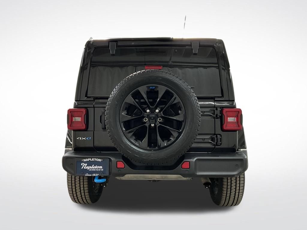 Used 2023 Jeep Wrangler Unlimited Sahara w/ Cold Weather Group image 22