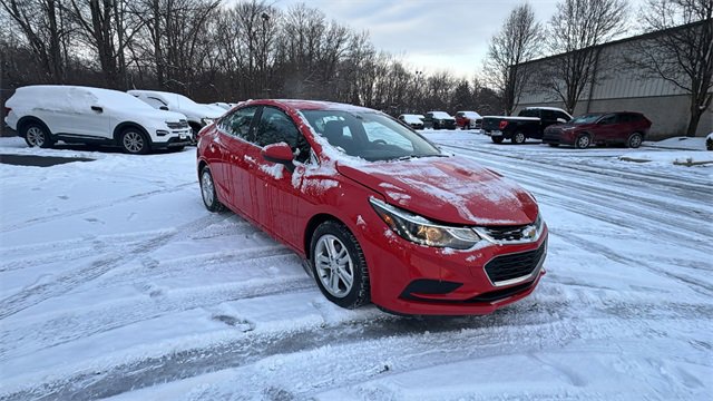 Used 2018 Chevrolet Cruze LT w/ Convenience Package image 27