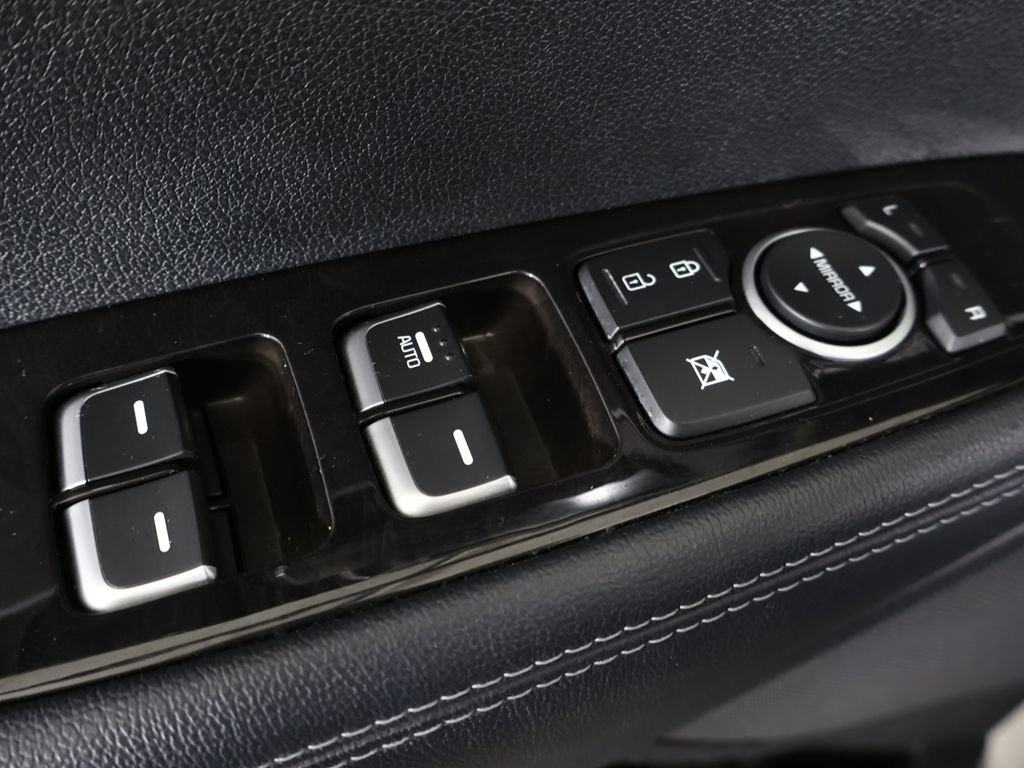 Used 2016 Kia Sorento L FWD image 30