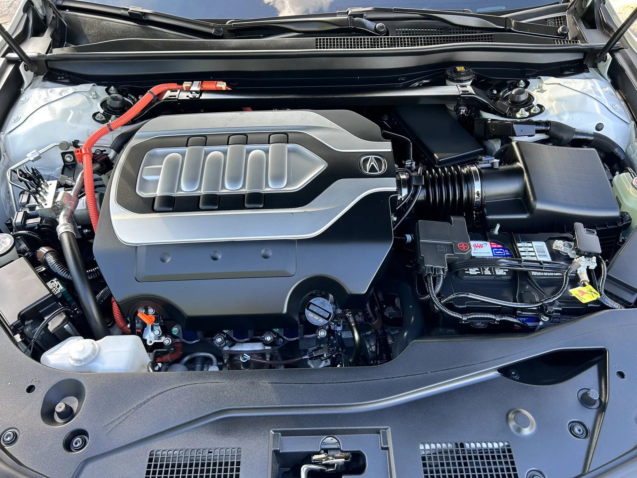 Used 2020 Acura RLX Sport Hybrid w/ Advance Pkg image 14