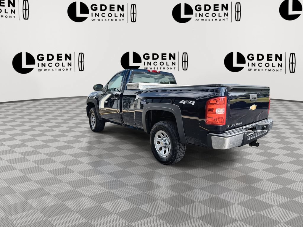 Used 2008 Chevrolet Silverado 1500 W/T w/ Snow Plow Prep Package AWD/4WD image 6