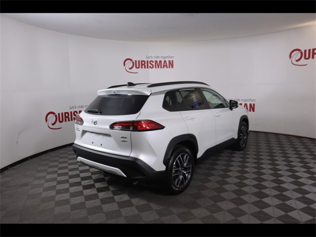 Used 2026 Toyota Corolla Cross XLE w/ Convenience Package image 9