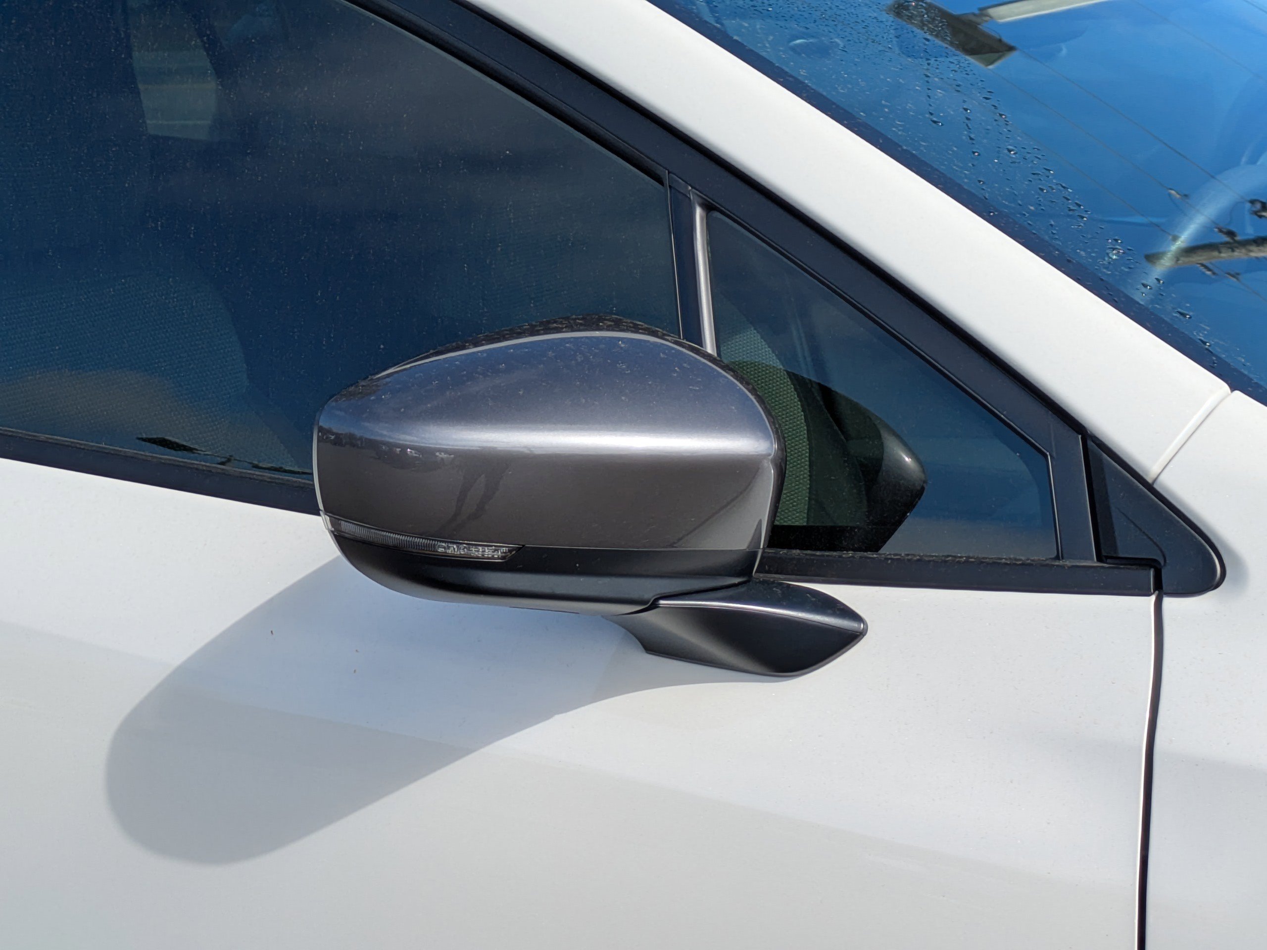 Used 2024 Subaru Crosstrek 2.0i Premium image 12
