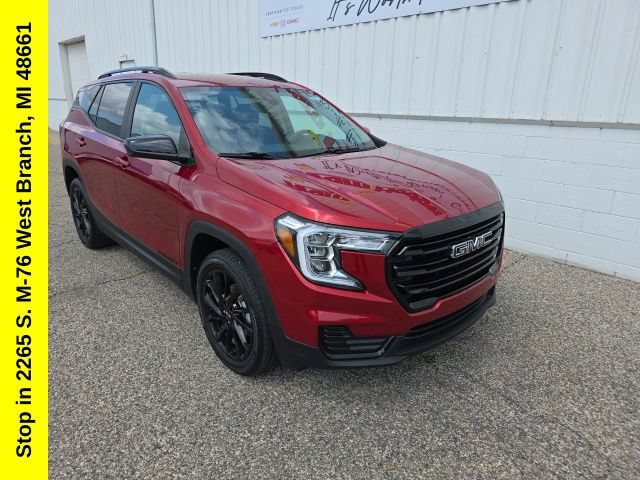 Used 2024 GMC Terrain SLE w/ Driver Convenience Package AWD/4WD image 7