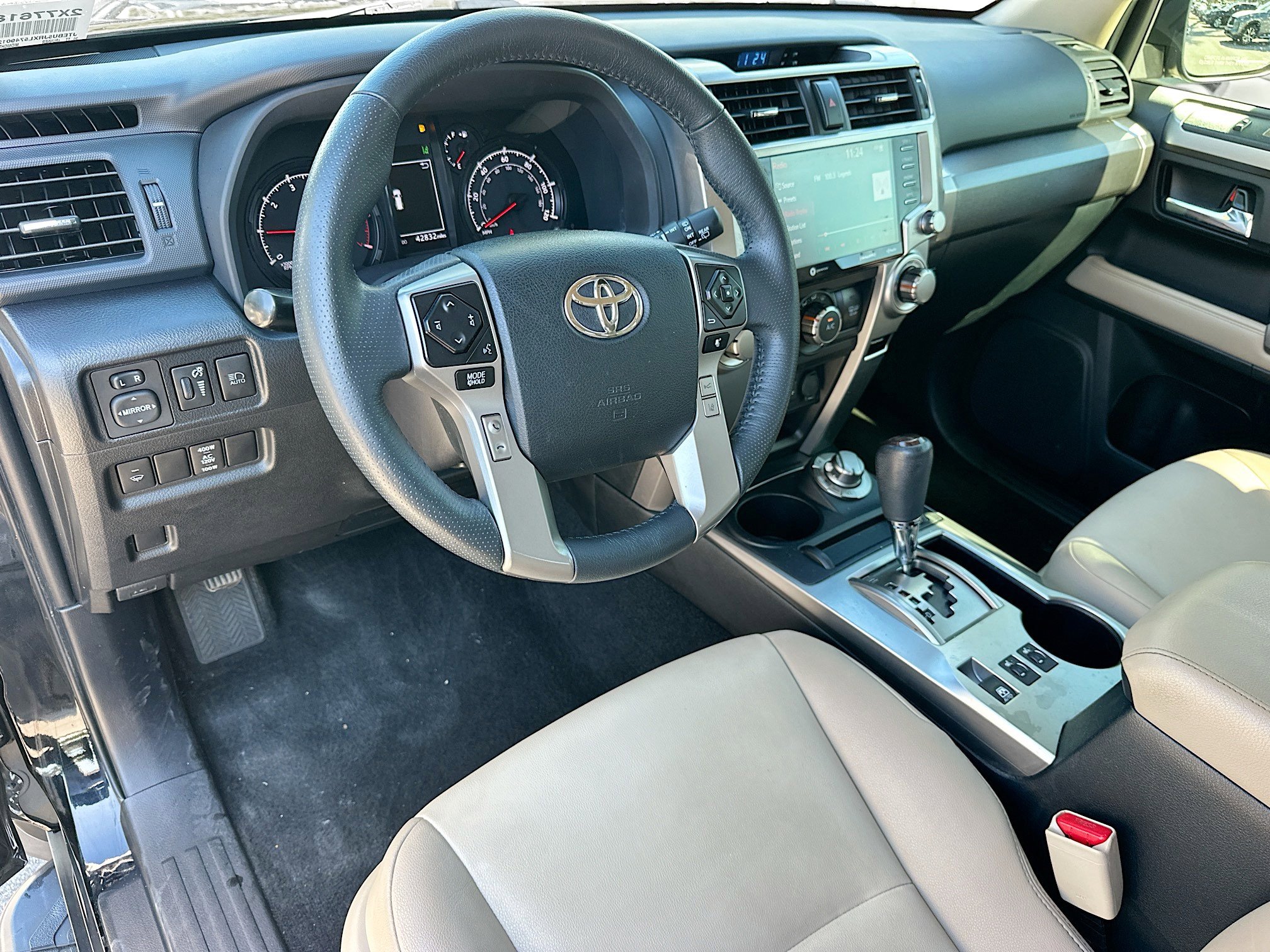 Used 2020 Toyota 4Runner SR5 image 9