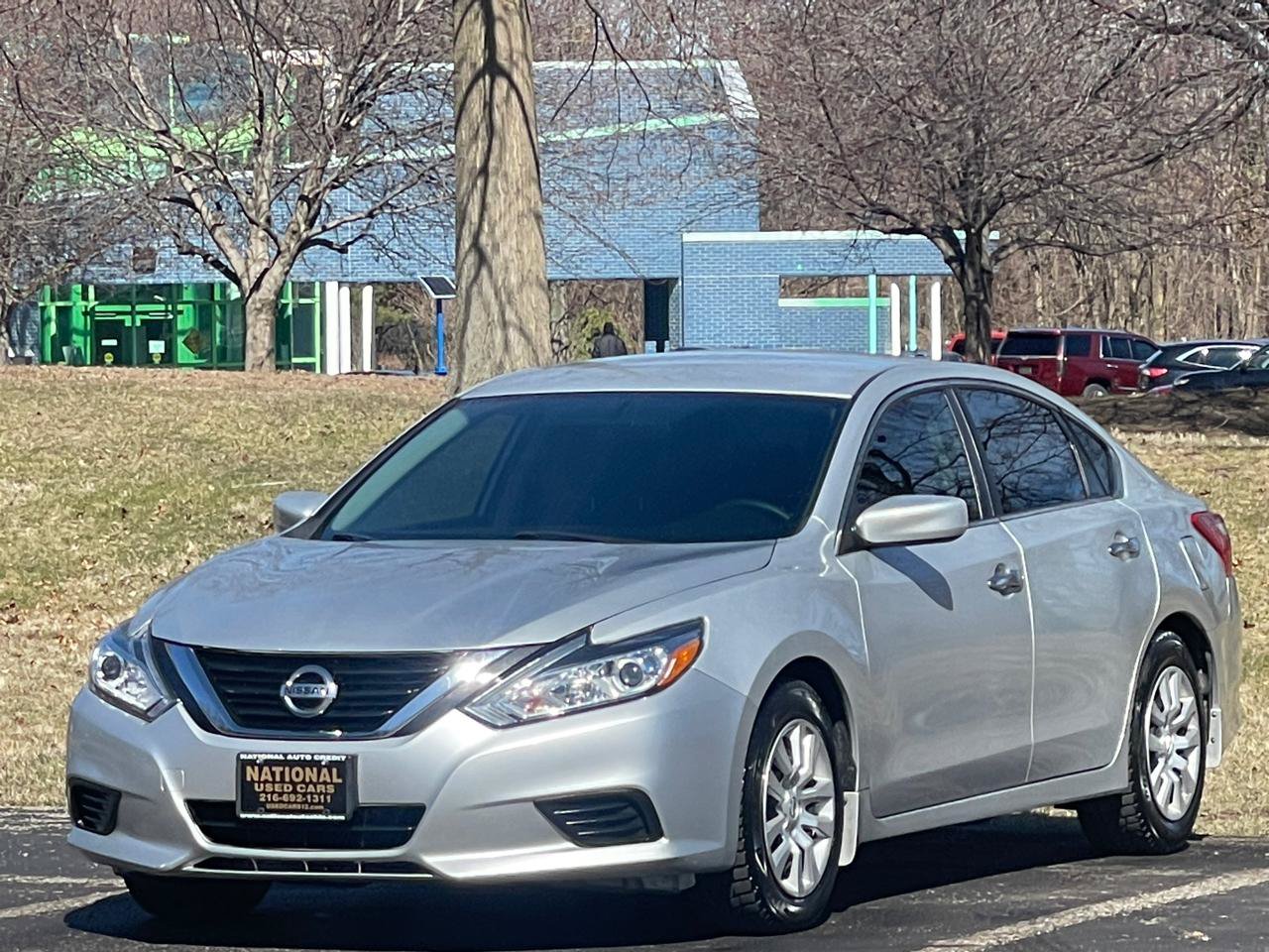 Used 2016 Nissan Altima 2.5 S w/ Power Driver Seat Package FWD image 1