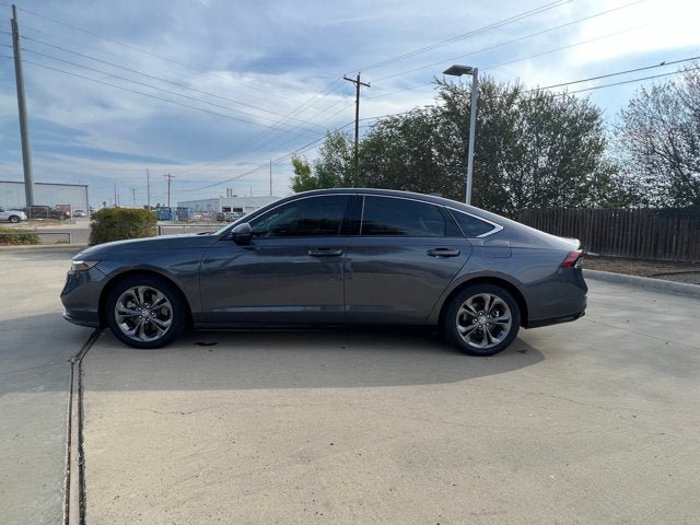 Used 2023 Honda Accord EX-L image 2