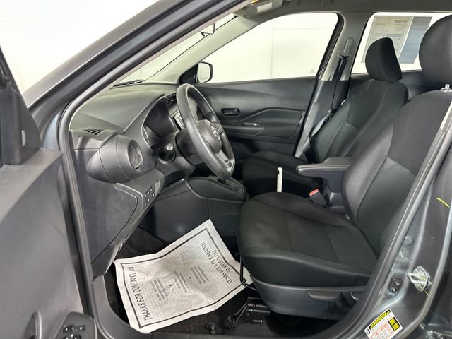 Used 2024 Nissan Kicks S image 11