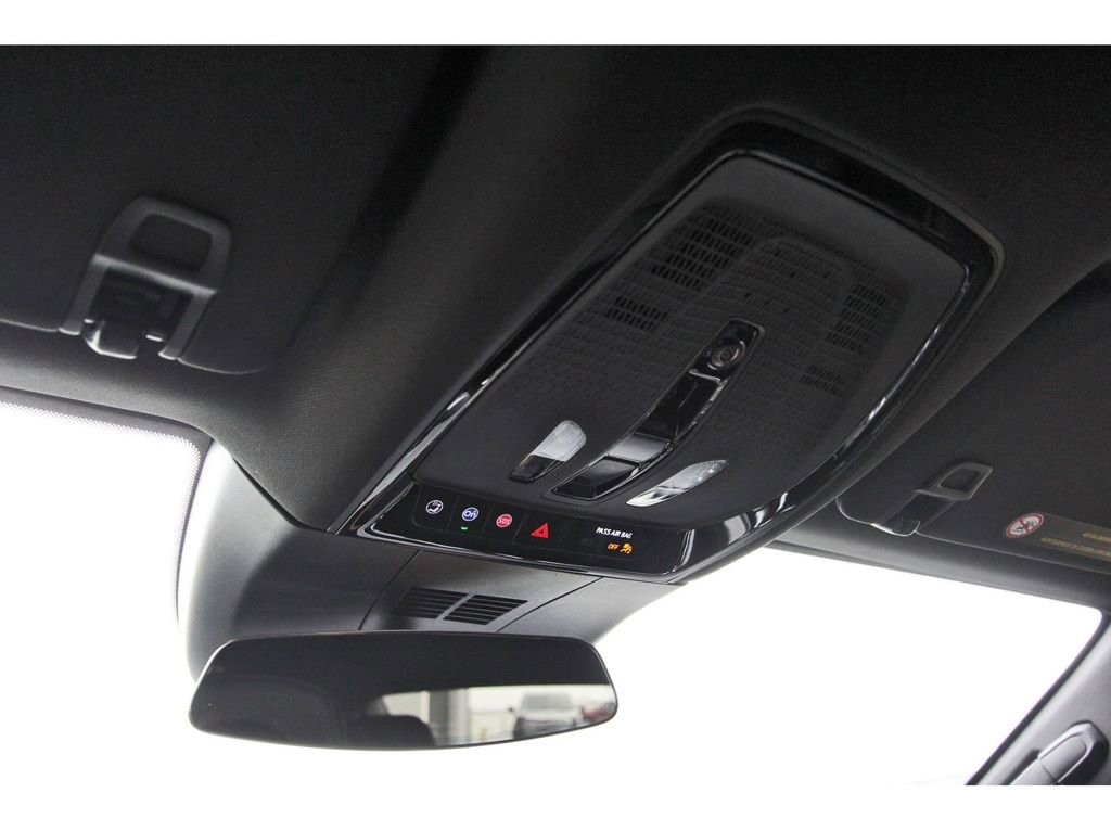 New 2026 Cadillac Lyriq Sport image 20