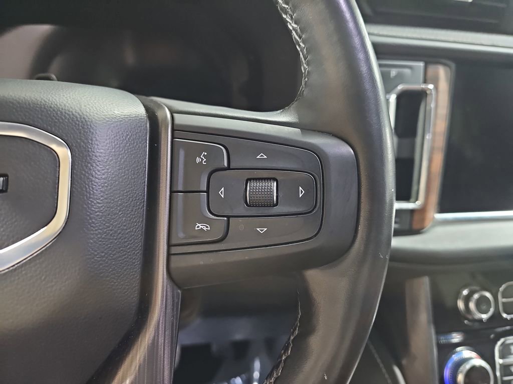 Certified 2024 GMC Yukon XL Denali Ultimate AWD/4WD image 25