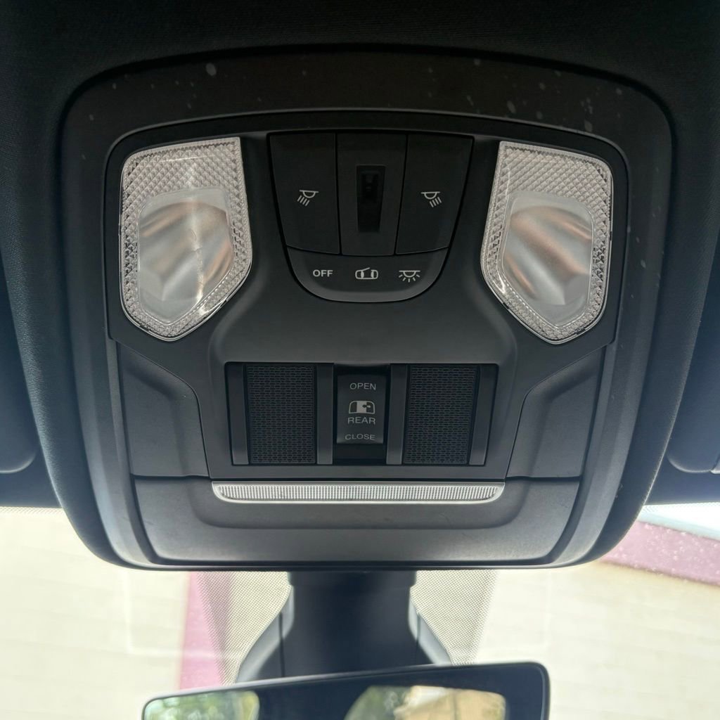 Used 2021 RAM 1500 Big Horn image 24