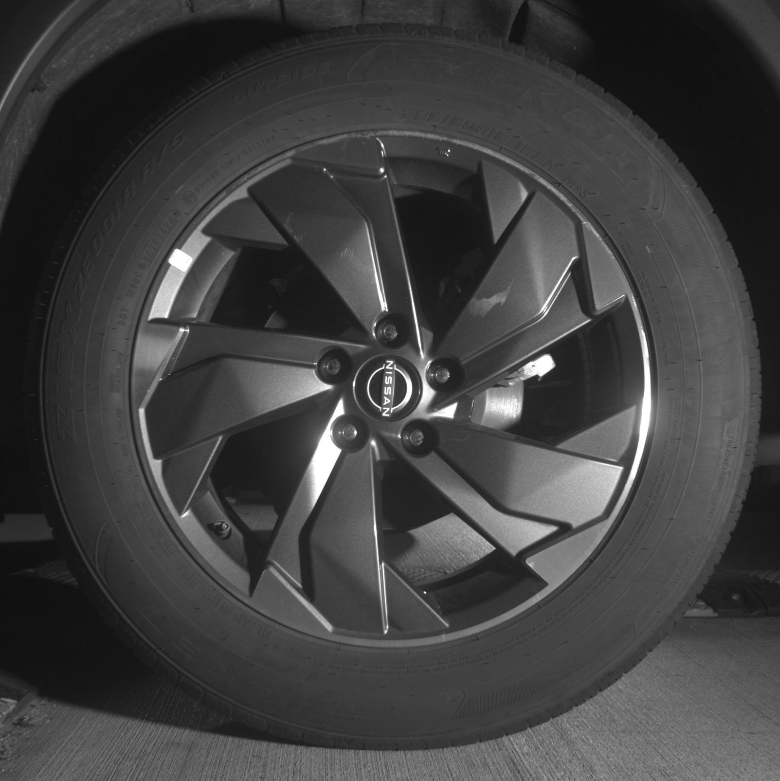 Used 2025 Nissan Rogue SV FWD image 14