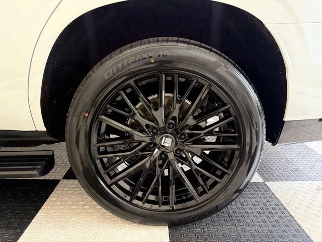 Used 2023 Cadillac Escalade Sport Platinum image 14