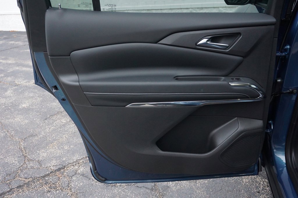 New 2026 Chevrolet Traverse LT w/ Driver Confidence Package image 26