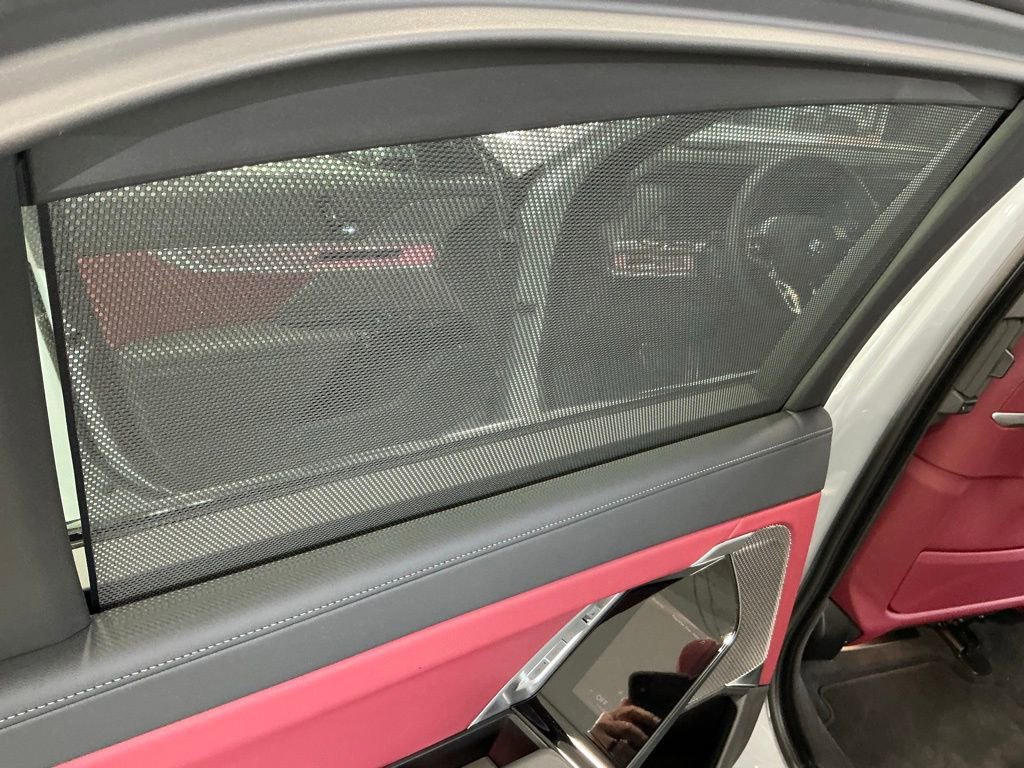 Used 2026 BMW 740i xDrive image 40