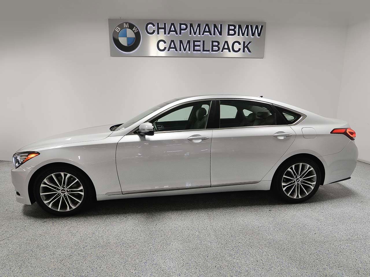 Used 2015 Hyundai Genesis 3.8 w/ Option Group 04 RWD image 3