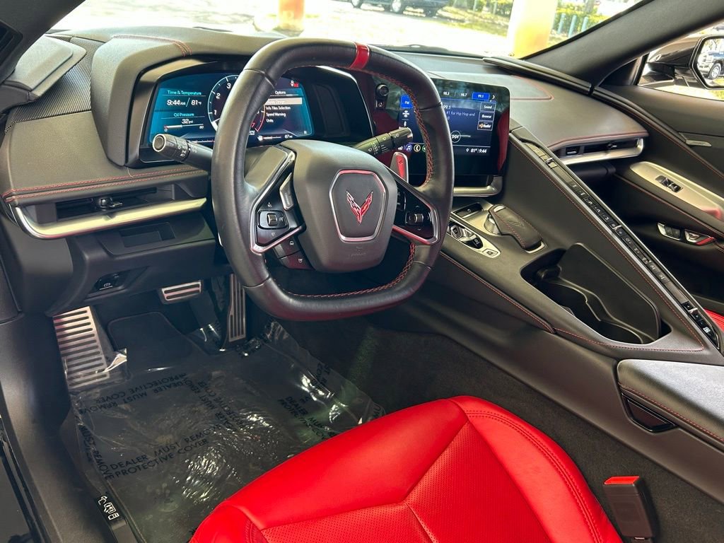 Used 2022 Chevrolet Corvette Stingray Coupe w/ Z51 Performance Package image 12