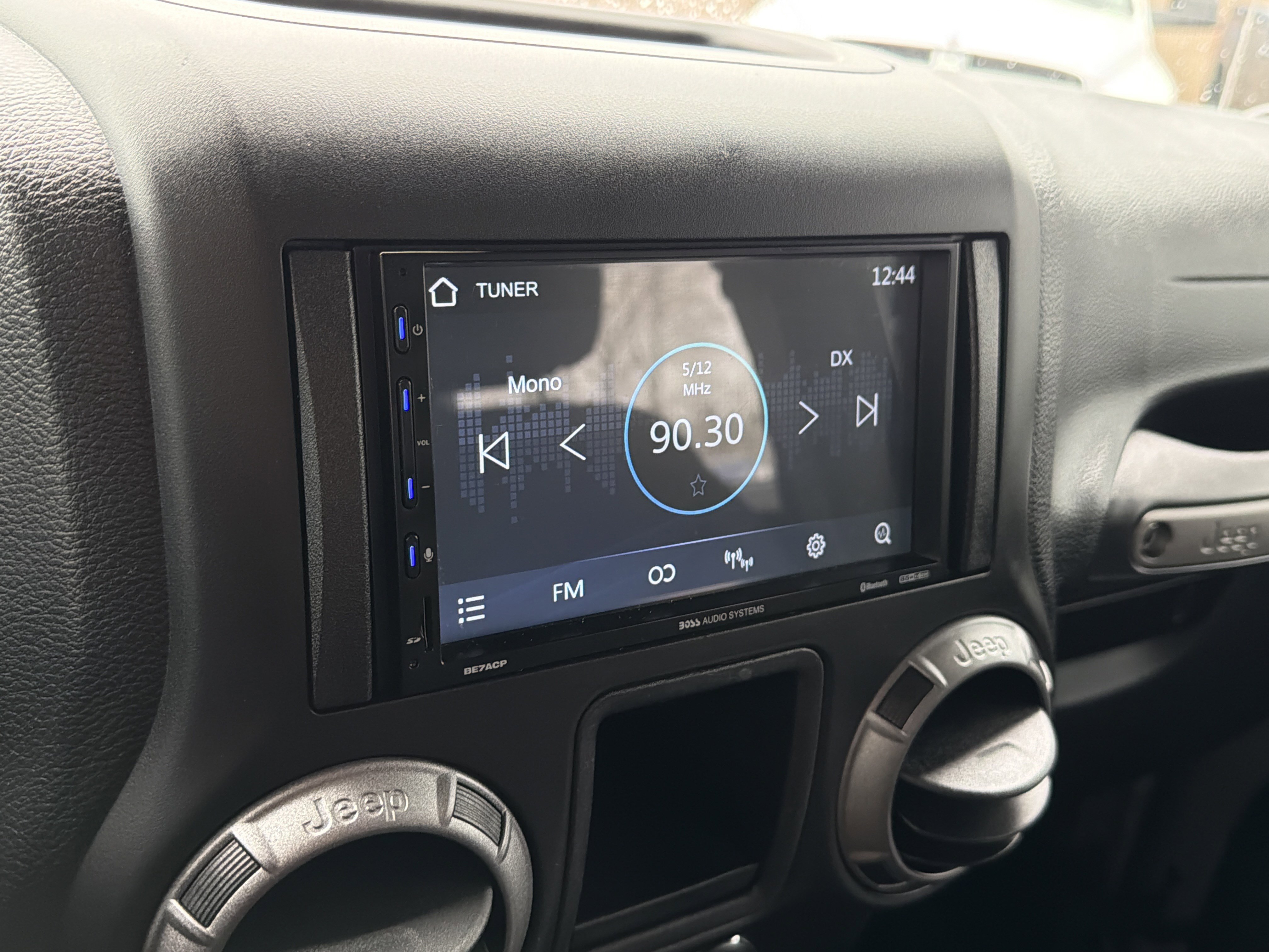 Used 2016 Jeep Wrangler Willys Wheeler image 18