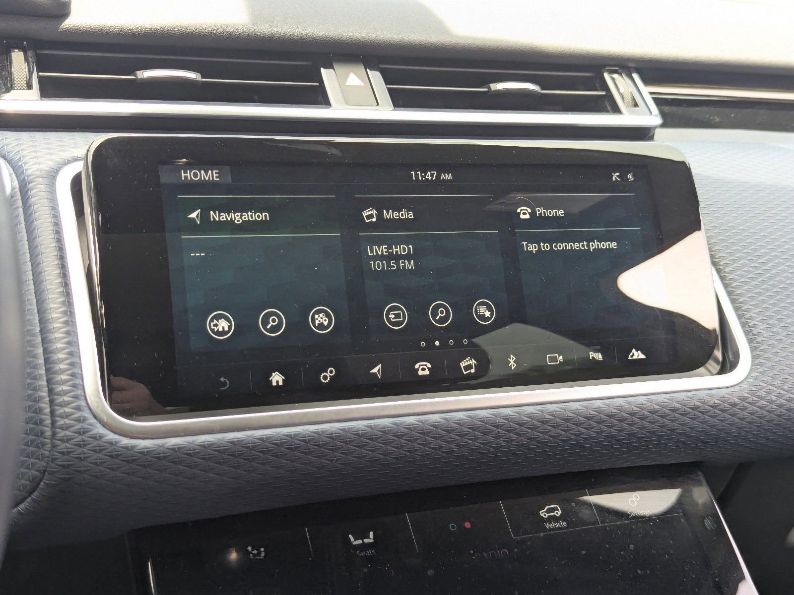 Used 2020 Land Rover Range Rover Velar R-Dynamic S AWD/4WD image 25