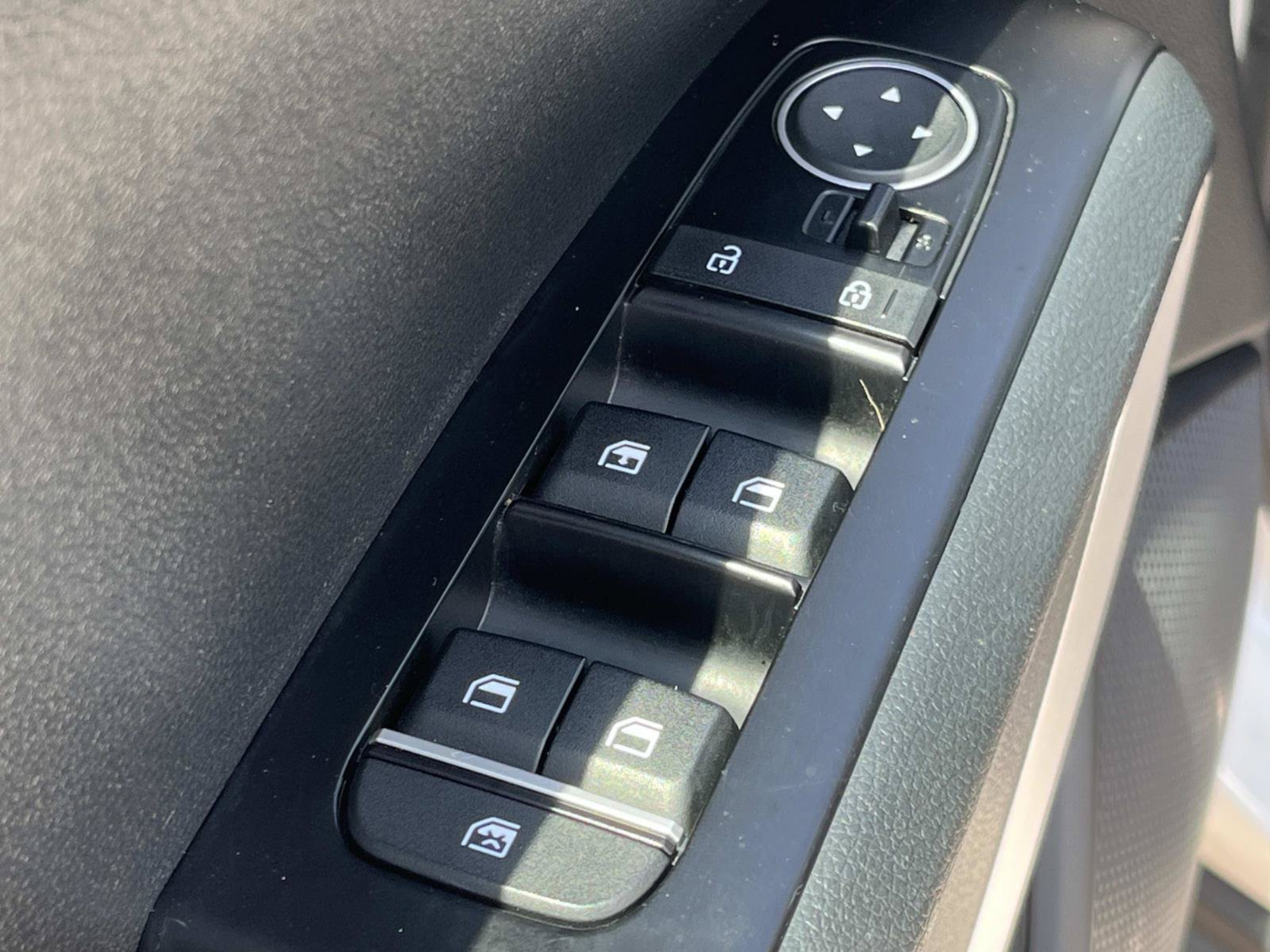 Used 2023 Kia Soul LX w/ Option Group 015 FWD image 24