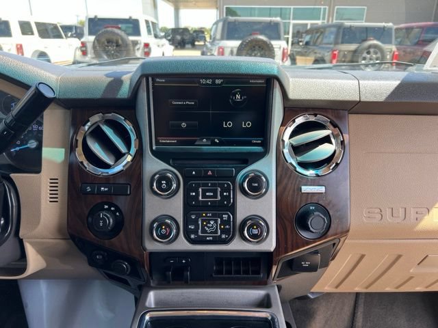 Used 2015 Ford F250 Lariat w/ FX4 Off-Road Package AWD/4WD image 40