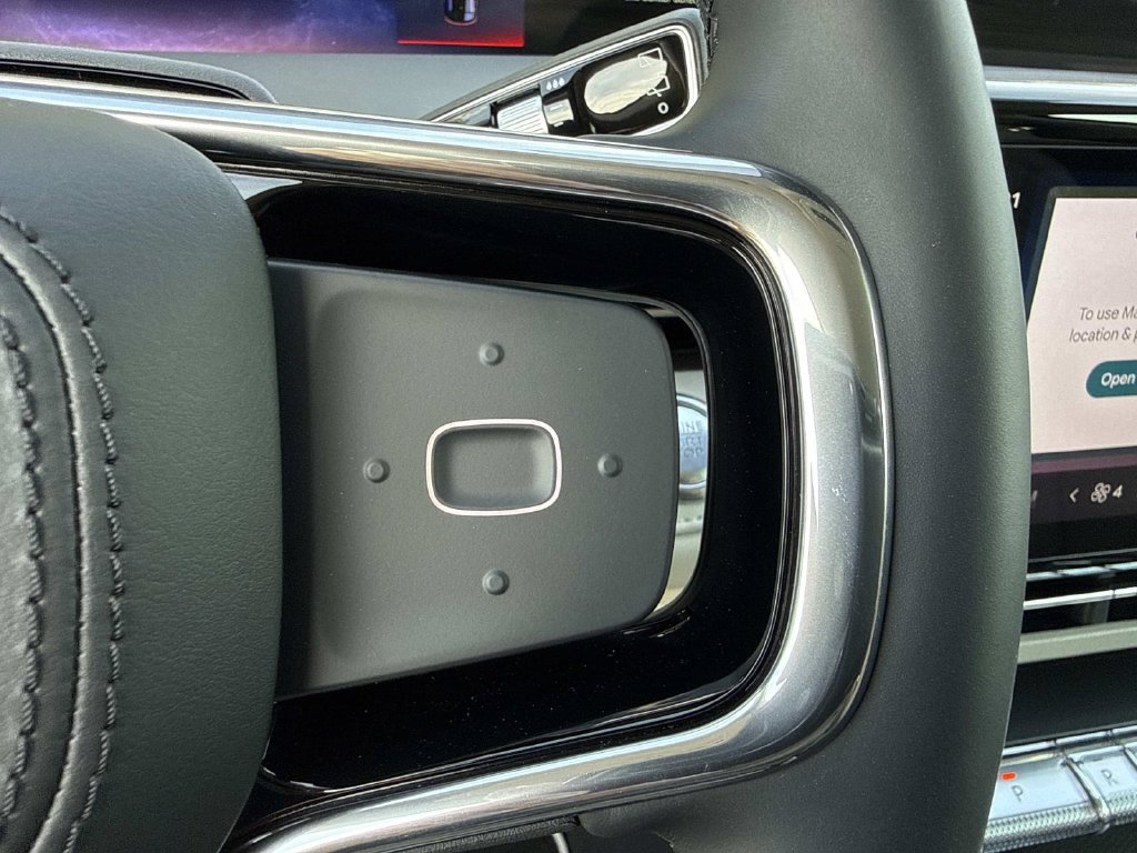 New 2026 Lincoln Nautilus Premier AWD/4WD image 30