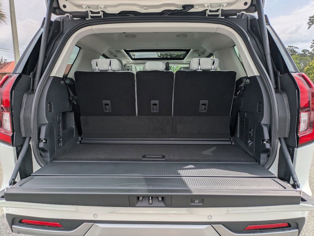 New 2026 Ford Expedition Platinum w/ Platinum Ultimate Package AWD/4WD image 13