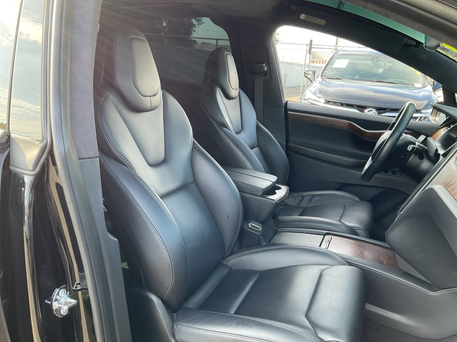 Used 2019 Tesla Model X 75D AWD/4WD image 20