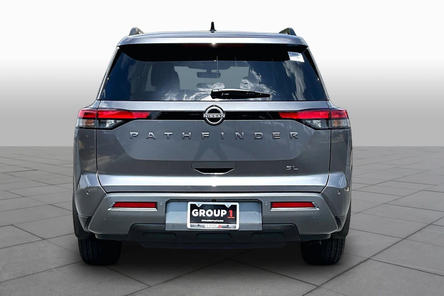 New 2026 Nissan Pathfinder SL FWD image 4