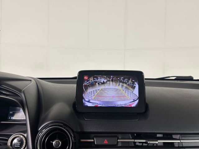 Used 2019 Toyota Yaris L image 22