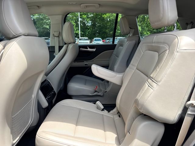 Used 2024 Lincoln Aviator Reserve w/ Jet Package AWD/4WD image 11