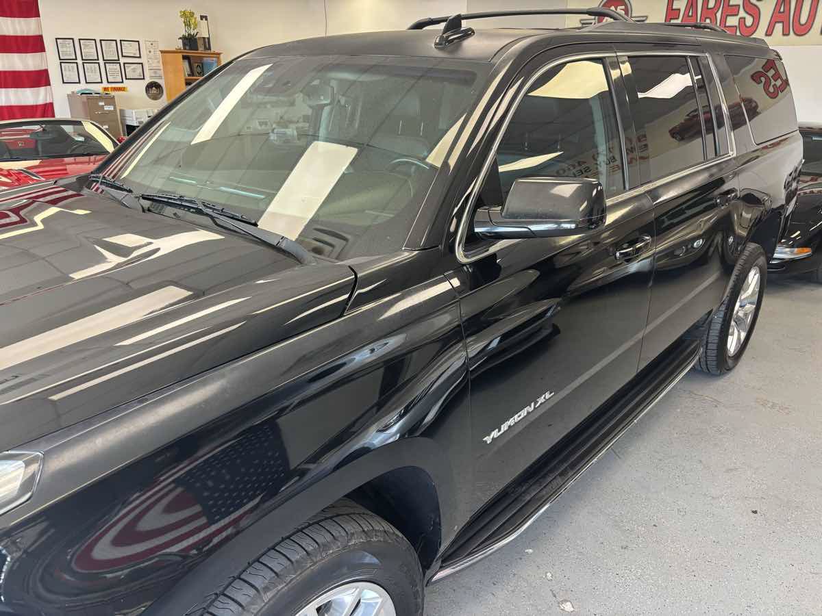 Used 2018 GMC Yukon XL SLE w/ SLE Value Package RWD image 4