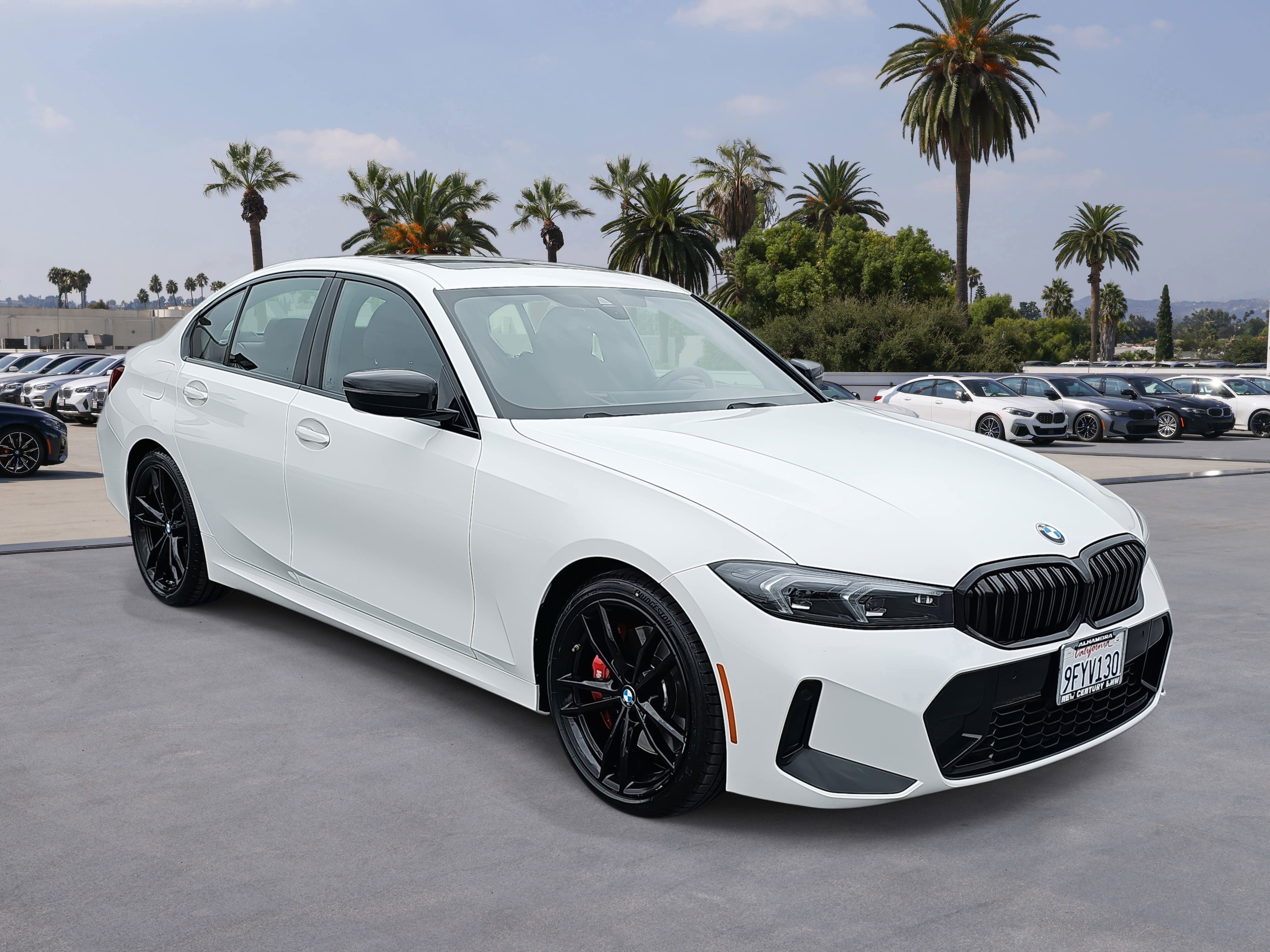 Used 2023 BMW 330i Sedan w/ M Sport Package image 3