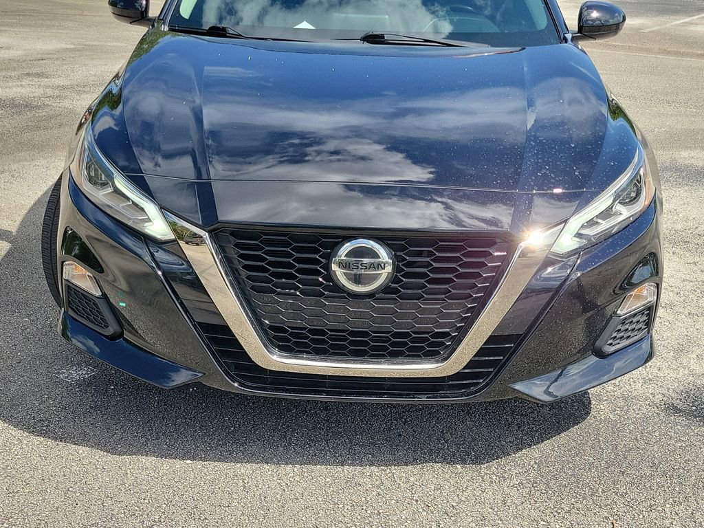 Used 2021 Nissan Altima 2.5 SR FWD image 9