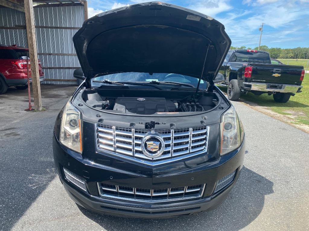 Used 2015 Cadillac SRX Luxury w/ Driver Awareness Package FWD image 23