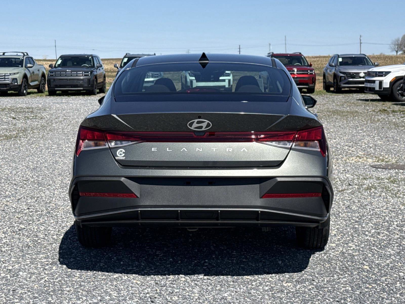 New 2026 Hyundai Elantra SE FWD image 13
