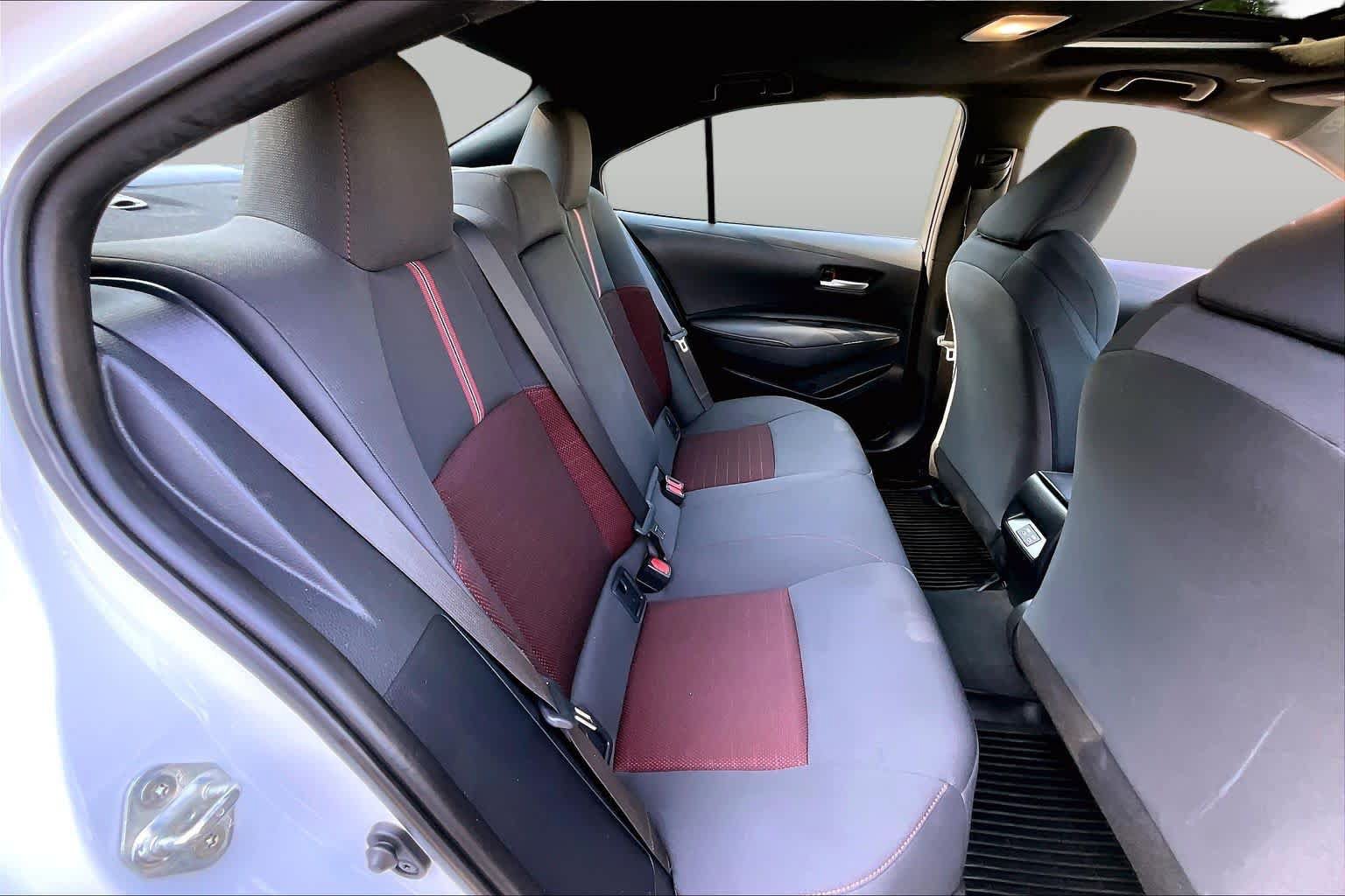 Certified 2024 Toyota Corolla SE w/ SE Premium Package FWD image 19
