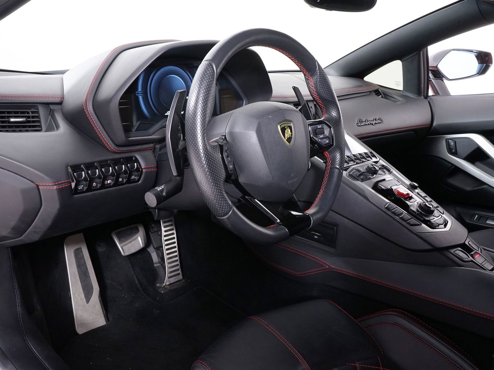 Used 2019 Lamborghini Aventador S AWD/4WD image 5