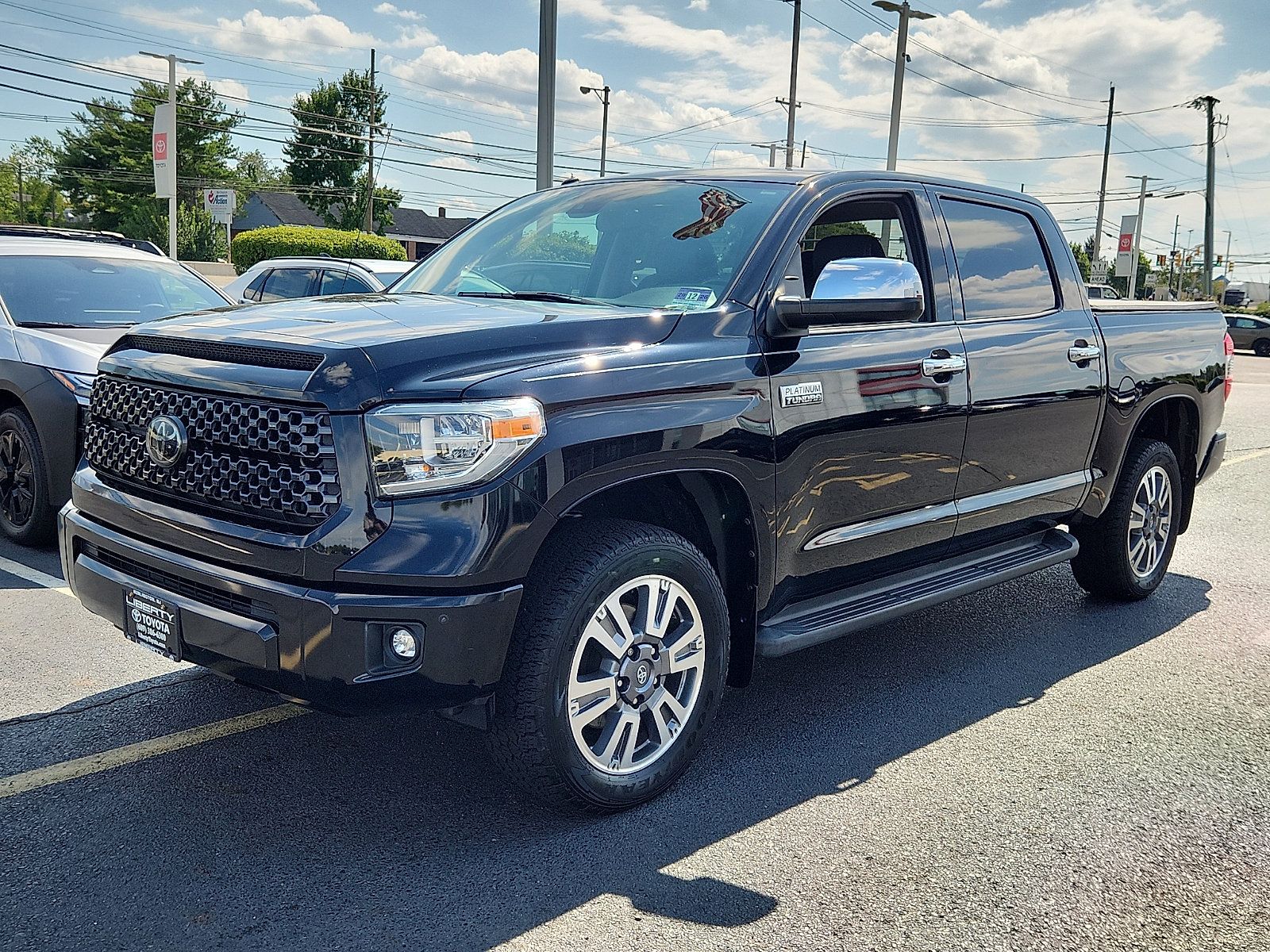 Used 2018 Toyota Tundra Platinum AWD/4WD image 3